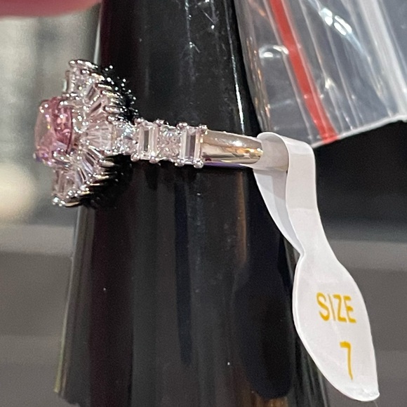 Bomb party ring - Picture 3 of 3